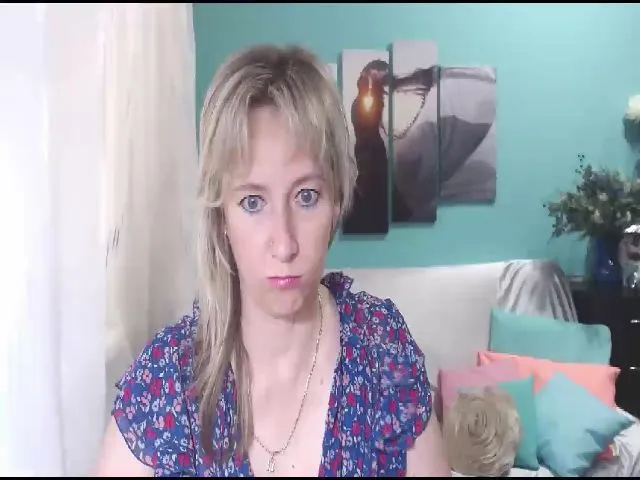 Live sex webcam photo for Silis44 #264313719