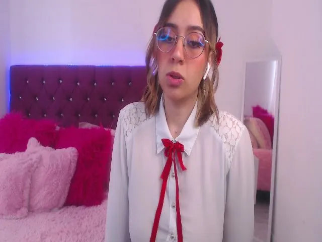 Live sex webcam photo for SamPuckett #260023756