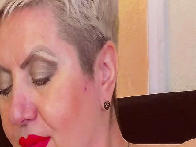 Live sex webcam photo for LADY__POSH #256155374