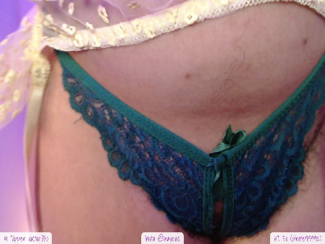 Live sex webcam photo for Isabela_1 #254632728