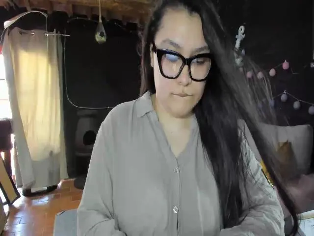 Live sex webcam photo for LisaMariaH #257511507