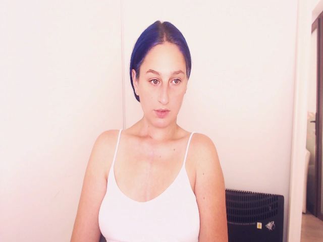 Live sex webcam photo for wetkittycum #257740311