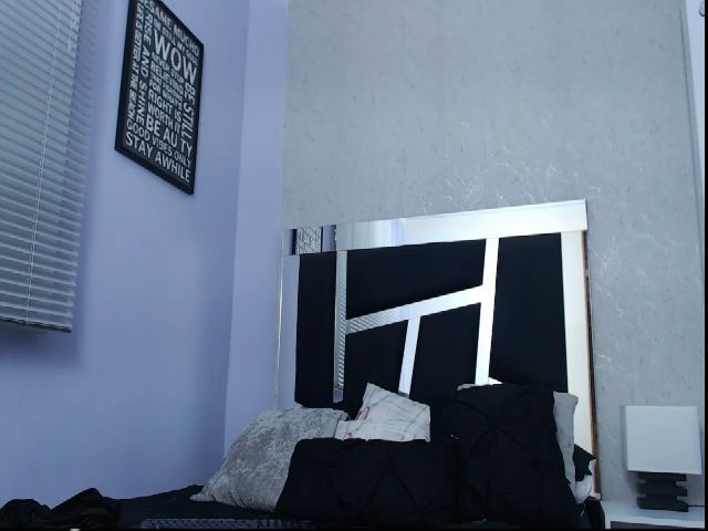 Live sex webcam photo for Pythonissa97 #260039544