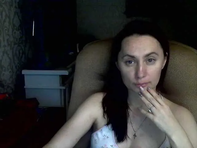 Live sex webcam photo for TrickyHare #241115614