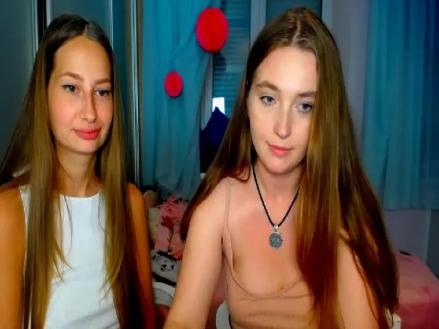Live sex webcam photo for NikkySonge #255690598