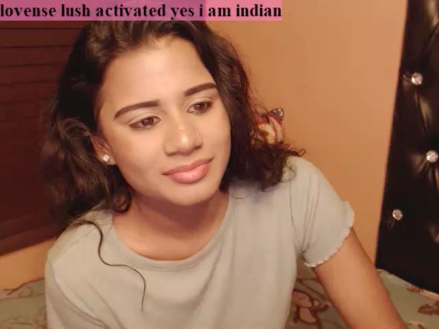 Live sex webcam photo for PARADISEQEEN #260986302