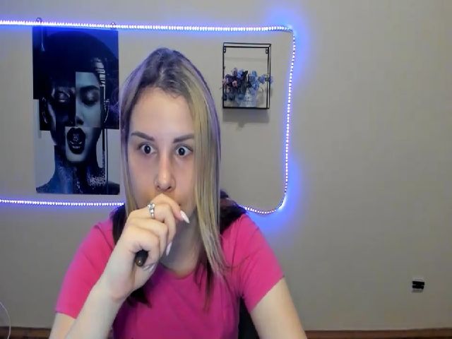 Live sex webcam photo for PolliMilk #255243948