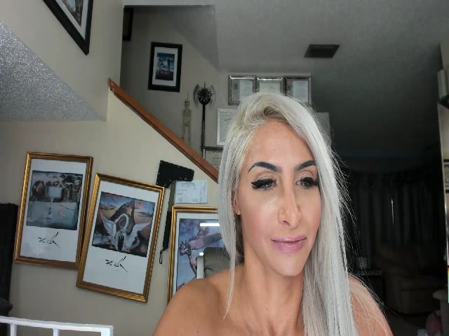 Live sex webcam photo for ADRIANA_FOX #252893963