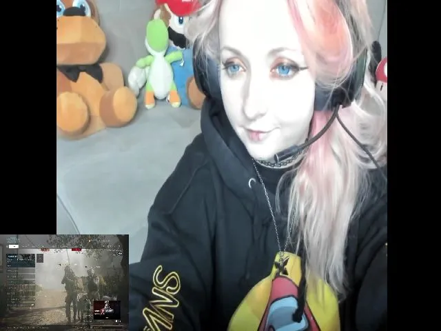 Live sex webcam photo for PrincessBluu #256085184