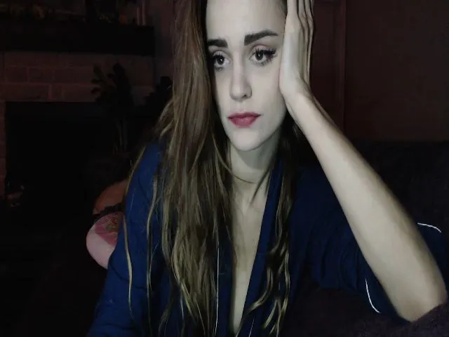 Live sex webcam photo for AudryLikes #255880604