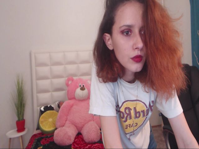 Live sex webcam photo for IrisNichols #254619536