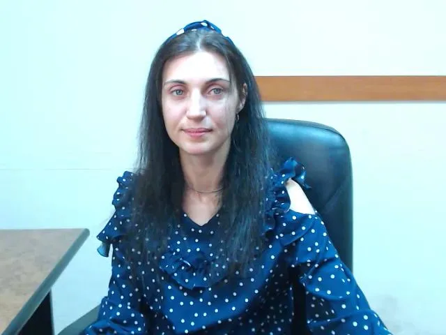 Live sex webcam photo for Miss_Vivian #257262187