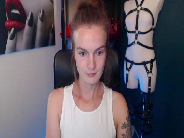 Live sex webcam photo for Chloex_Xx #254499394