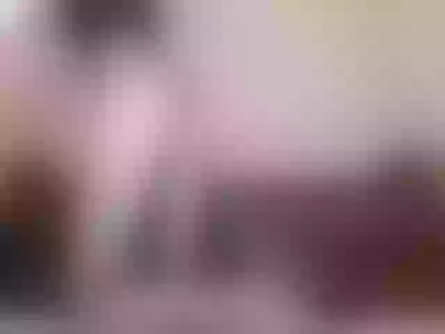 Live sex webcam photo for MissAnnOil #254419613