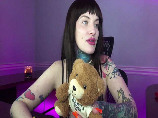 Live sex webcam photo for Kxtiemccxnn #253156532