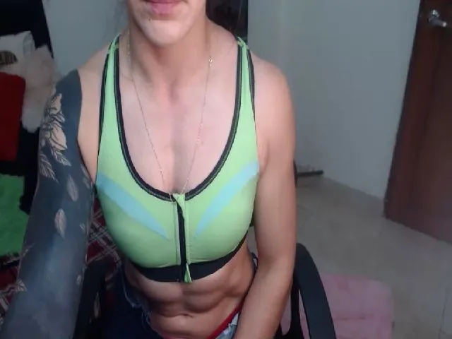 Live sex webcam photo for musclequeen #253977141
