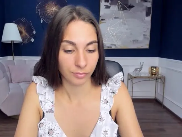 Live sex webcam photo for EmilyStarr #256185511