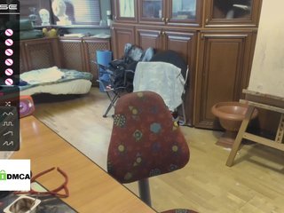 Live sex webcam photo for -LeeLoo- #240643444