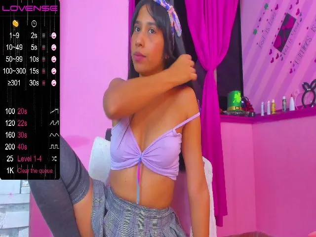 Live sex webcam photo for Liz_gormant #257223744