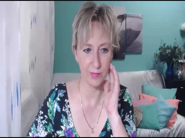 Live sex webcam photo for Silis44 #262068470