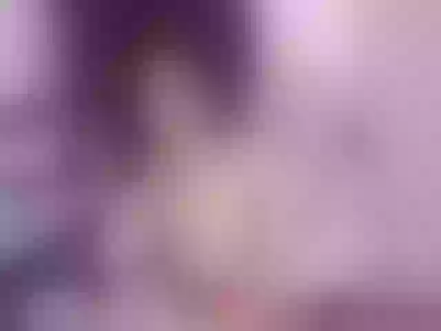 Live sex webcam photo for RoyalAlexisX #252729475
