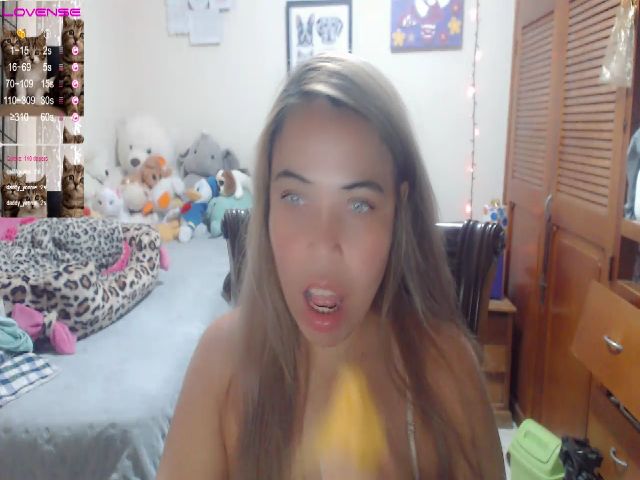 Live sex webcam photo for Meganhill_ #262359642