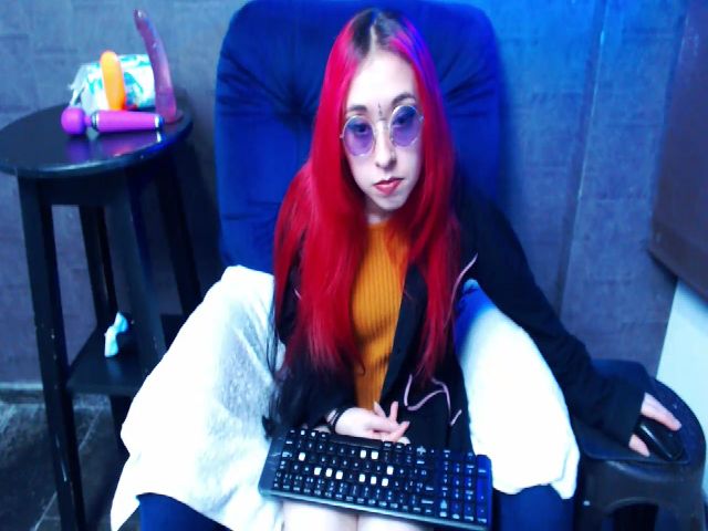 Live sex webcam photo for Amber_st #256370779