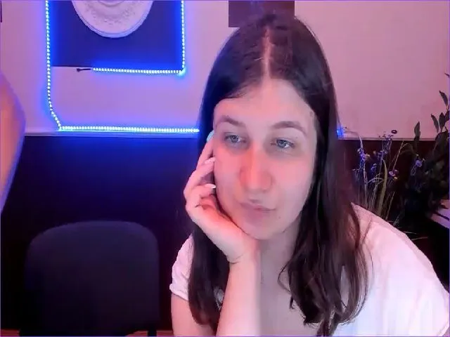 Live sex webcam photo for RizeKamishiro #258005389