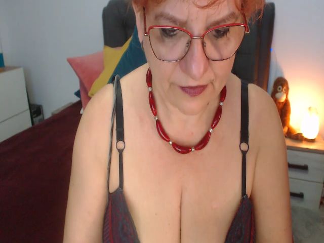 Live sex webcam photo for Maggiemilff #256952250