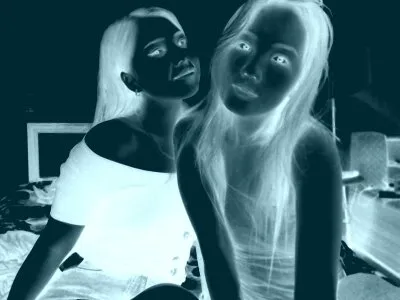 Live sex webcam photo for Ashandhlo #241697122