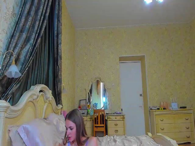 Live sex webcam photo for KateTheQueen #257303549