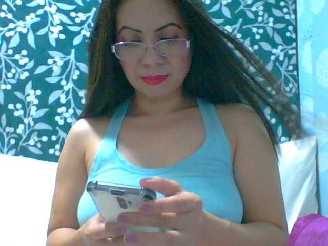 Live sex webcam photo for Scarletteb #241607528