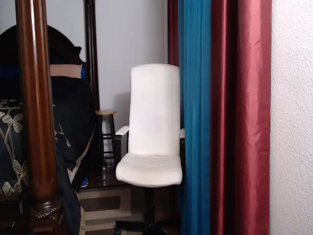 Live sex webcam photo for Littlekai2021 #257250940