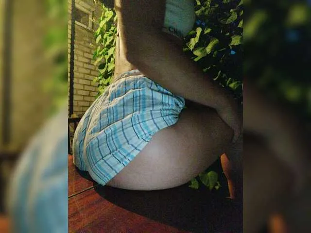 Live sex webcam photo for Irises #257038527