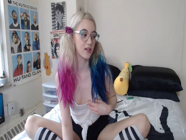 Live sex webcam photo for AnnaTame #258336228