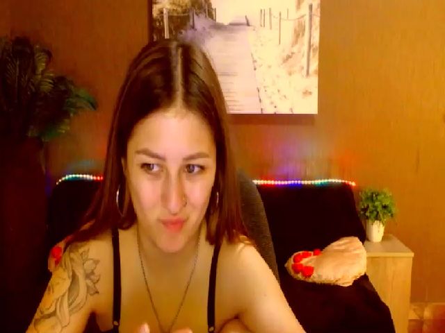 Live sex webcam photo for MsDream_ #259839402