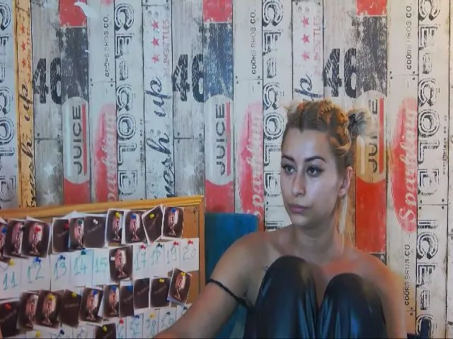 Live sex webcam photo for RubbyKalifha #263022999