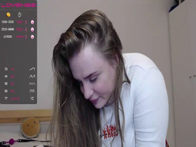 Live sex webcam photo for AliceSins1 #252311684