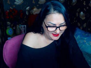 Live sex webcam photo for ladycrissyx #240789076