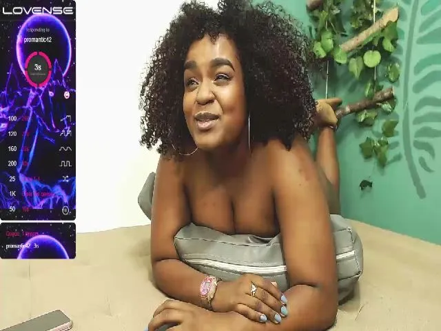 Live sex webcam photo for violet_cortes #255015730