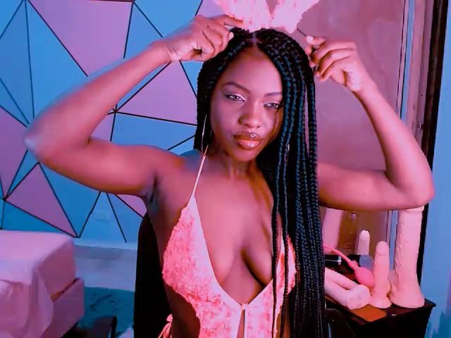 Live sex webcam photo for Sweetcarafu #261060879