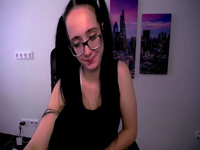 Live sex webcam photo for RebekaJo #263589864