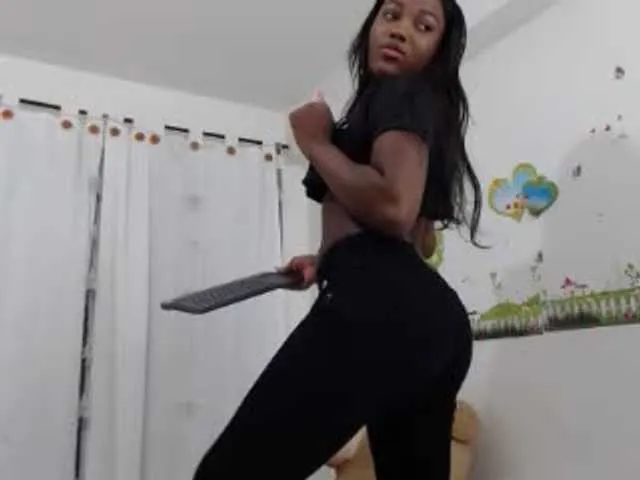 Live sex webcam photo for hellenjhonson #240953798