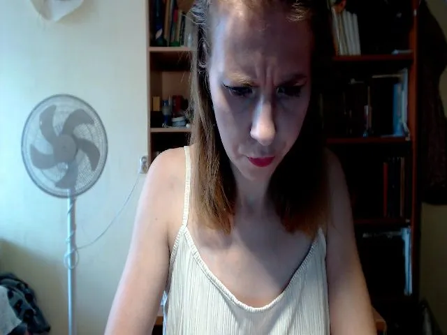 Live sex webcam photo for WinterGoddess #255930496