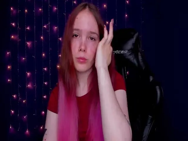Live sex webcam photo for JaneNichols #253279421