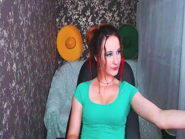 Live sex webcam photo for AgathaNoxe #260471790