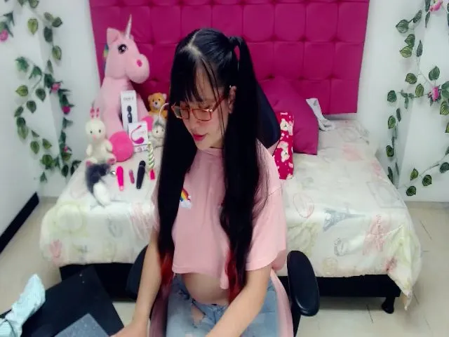 Live sex webcam photo for Pink_queenn #261143791