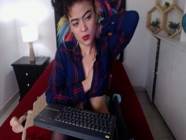 Live sex webcam photo for Manelik_benz #263407056