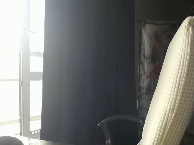 Live sex webcam photo for Angie_Wild #253467759