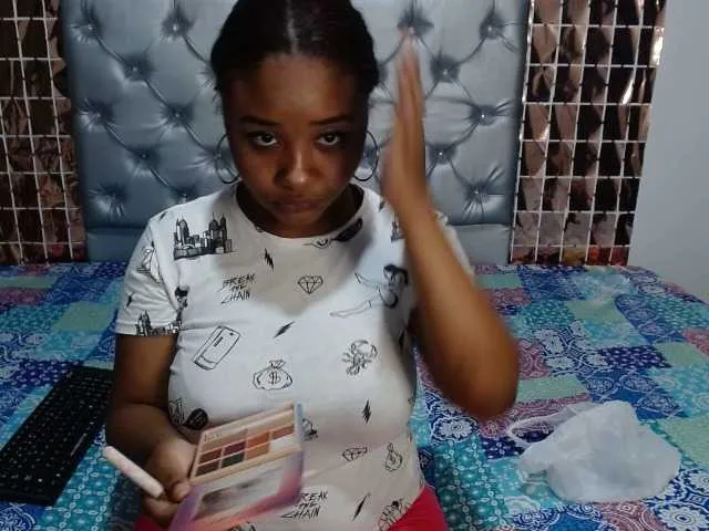 Live sex webcam photo for cristal-ebony #241836022